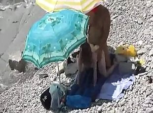 Beach voyeur records this amazing video